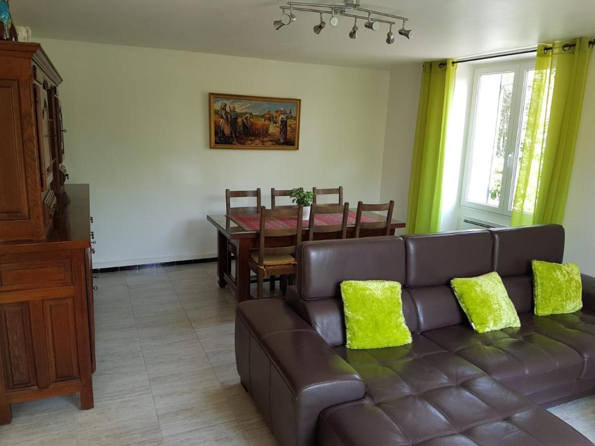 Rendez-Vous Avec Les Cigales - Gite 6 Personnes 100M2 - Piscine Privee - Climatisation Cheval-Blanc Buitenkant foto